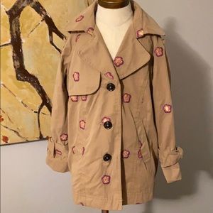 Peek embroidered raincoat size 3T